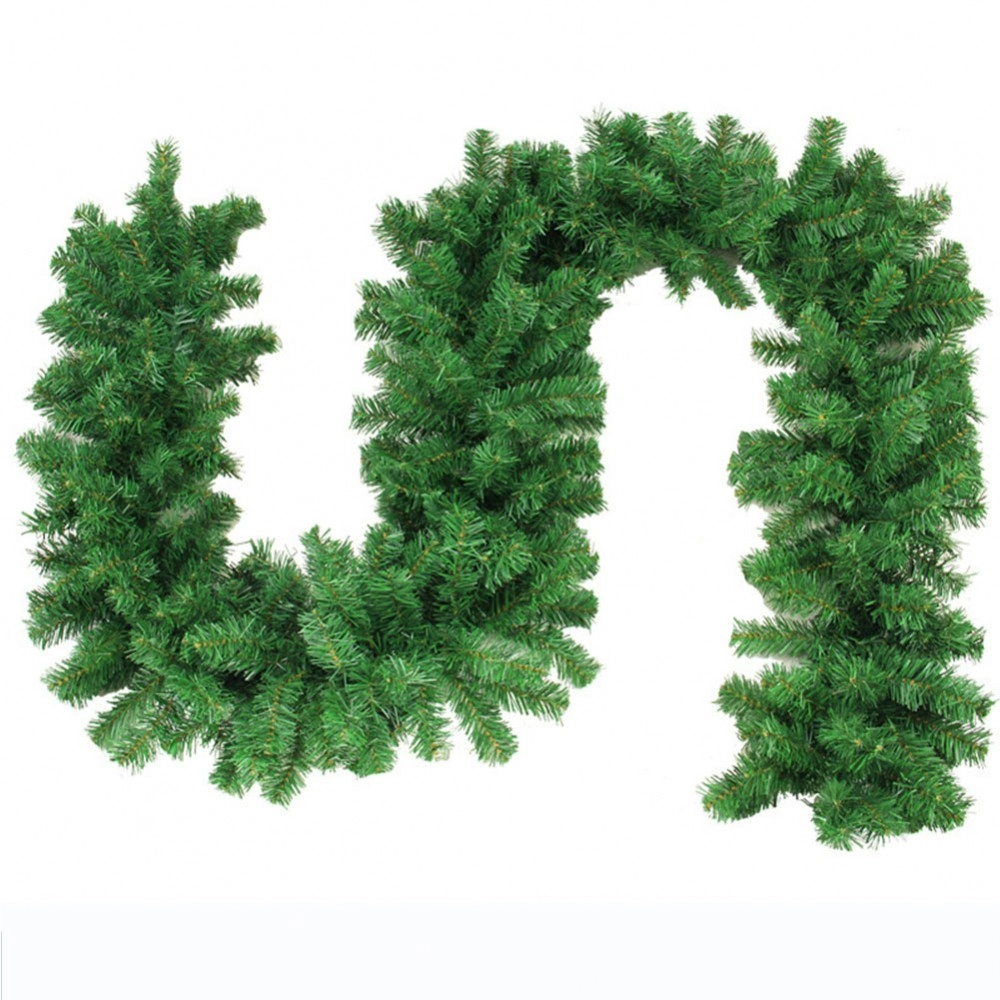 2.7M 160 Heads Green Rattan Christmas Garland